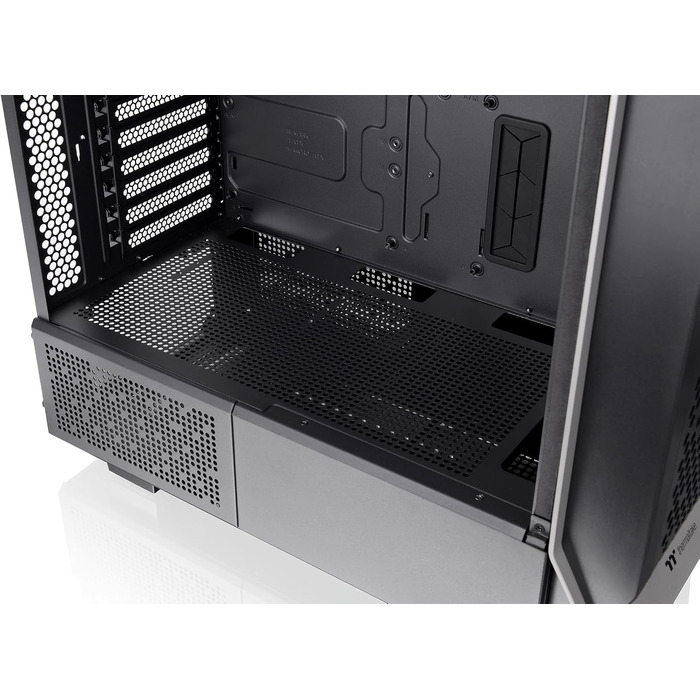 Корпус Thermaltake Ceres 300 TG ARGB Snow Mid-Tower ATX/E-ATX, білий, з 3-ма ARGB вентиляторами 140мм та загартованим склом