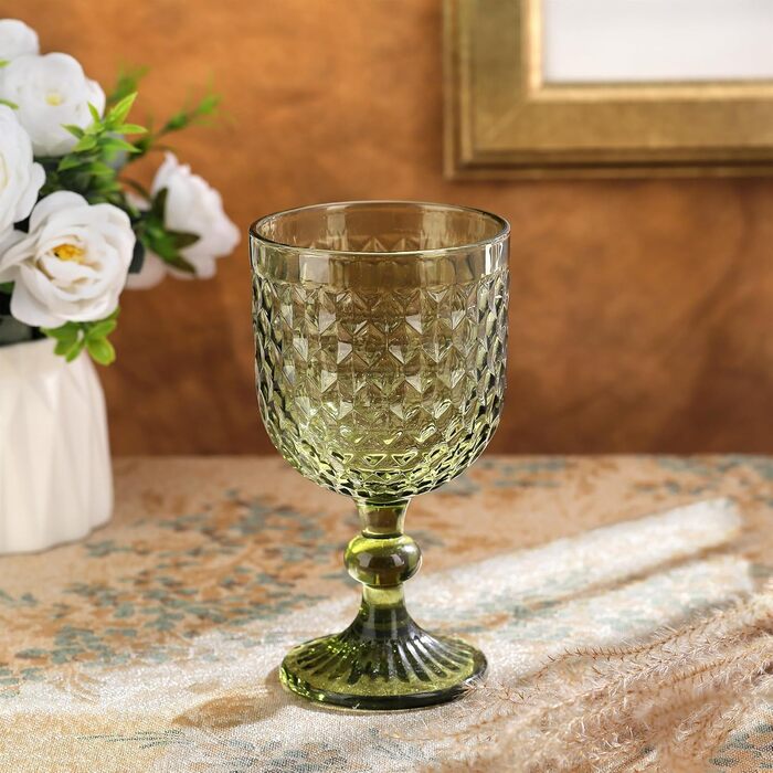 Joeyan 350ml Green Vintage Wine Glasses with Diamond Embossed Design, Colorful Goblet Glasses Wine Cup Set for Wine Juice Drinks, Set of 4 Retro Glasses with Stem, Dishwasher Safe