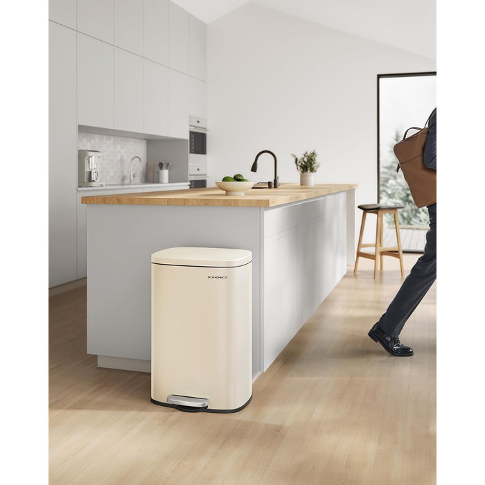 Відро для сміття SONGMICS 50 л з педаллю, нержавіюча сталь, з м'яким закриттям, для кухні (пісочний беж)