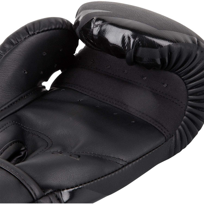 Боксерські рукавички Venum Challenger 3.0 (16oz), чорний колір