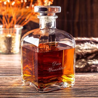 Elegant Whiskey Decanter with Engraving | Custom Text | Personalized Whiskey Decanter | 700ml | Dishwasher-Safe Engraving | Spirits Decanter for Vodka, Wine, Gin, Rum, Bourbon, Grappa | Gifts for Men