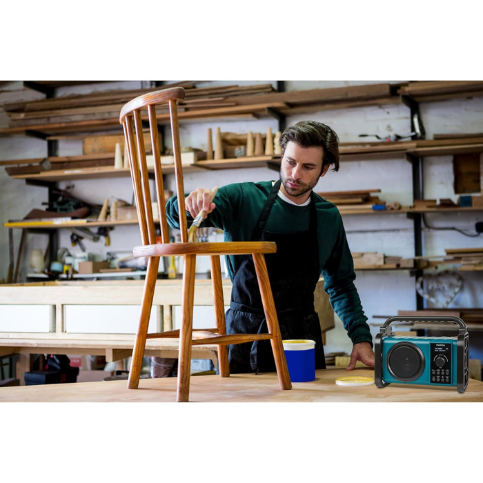 Радіоприймач Medion E66877 DAB+ Baustellenradio: Bluetooth 5.0, DAB+, UKW, LED-ліхтар, акумулятор/мережа, водонепроникний (IP44), синій