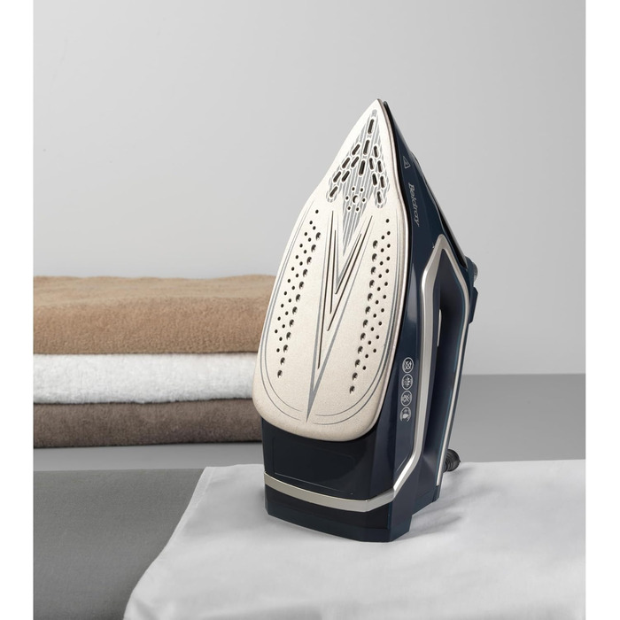 Праска Beldray 2600 Вт з керамічною підошвою з антипригарним покриттям, регулюванням температури та подачі пари, функцією самоочищення, резервуаром для води 280 мл, парою до 140 г/хв, висока потужність, шнур живлення EU