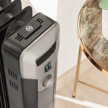 Масляний радіатор Cecotec ReadyWarm 11000 Space, 2500 Вт, 11 ребер обігріву, 3 режими, 25 м², білий (чорний)