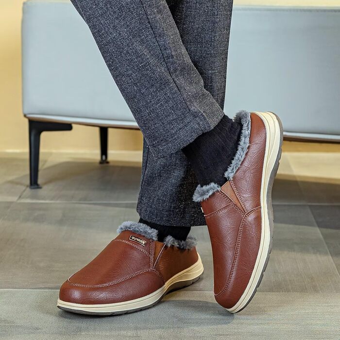 Чоловічі домашні тапочки з шкіри, зимові, теплі, з плюшевою підкладкою для дому та вулиці (темно-коричневий, 41 EU)