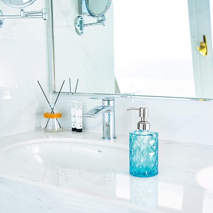 Дозатор для мила Ekirlin зі скла для кухні та ванної кімнати, 340 мл. Підходить для мила для рук, миючого засобу, ефірних олій, шампуню. З нержавіючою сталевою помпою. Колір: темно-сірий, блакитний