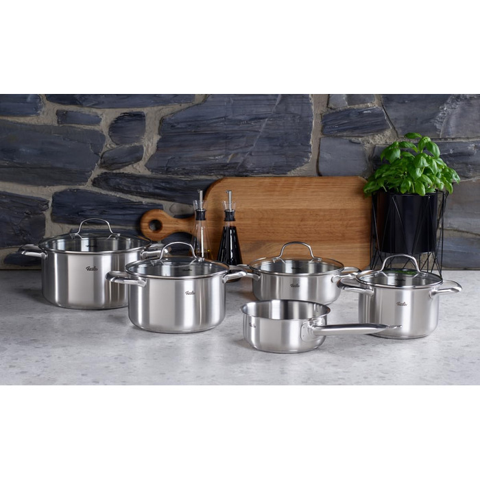 Каструля Fissler San Francisco 1,9 л з нержавіючої сталі, Ø16 см, з скляною кришкою, зливний край, мірна шкала, для індукції