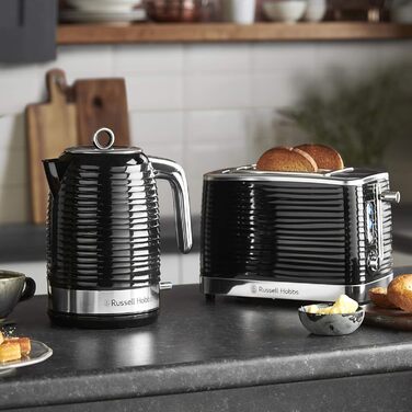 Електричний чайник Russell Hobbs Inspire 1.7л, 2400W, чорний з високоякісною глянцевою поверхнею, фільтр від накипу, індикатор рівня води, знімний кришка