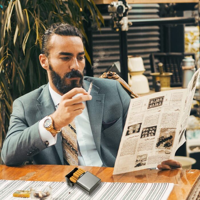 Металеве тютюнопакувальник LiRiQi на 20 сигарет (2 шт.) з магнітною застібкою, сірий та чорний кольори