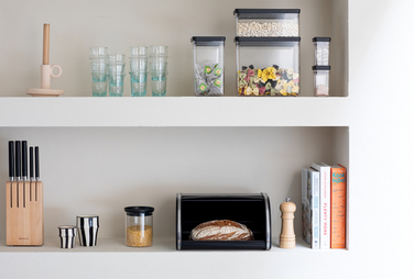 Контейнер для хліба Brabantia, односекційний, чорна сталь