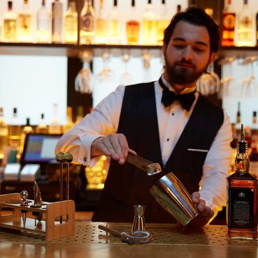 Професійний набір для приготування коктейлів Oak & Steel з нержавіючої сталі (13 предметів) з дерев'яним підставкою, рецептами коктейлів та шотів - аксесуари для бару