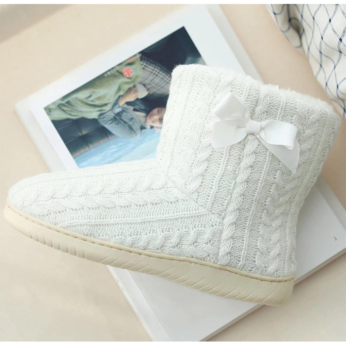 Тапочки додому жіночі з плюшевою підкладкою, з міцною підошвою, нековзні, 41/42 EU, білі