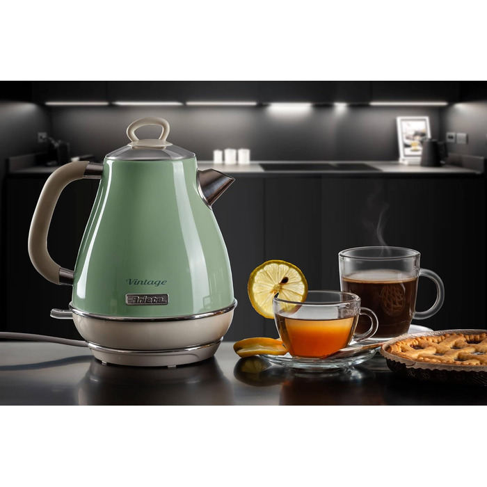 Ariete Vintage Green Electric Kettle - 1.7L Stainless Steel, 2000W, 360° Swivel Base, Automatic Shut-Off, Tea Infuser