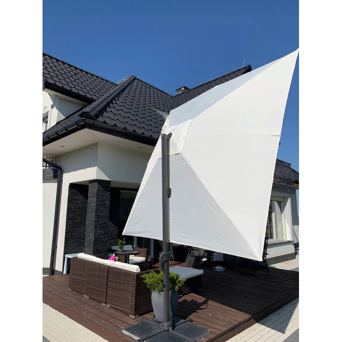 Парасолька садова з бічним стійкою GardenLine, бежева, 250 x 250 см