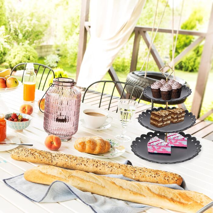 Трирівнева підставка для капкейків, десертів, фруктів, печива, цукерок. Підставка для сервірування на вечірку, весілля, день народження, дитячий свято (пластик, чорний та білий)