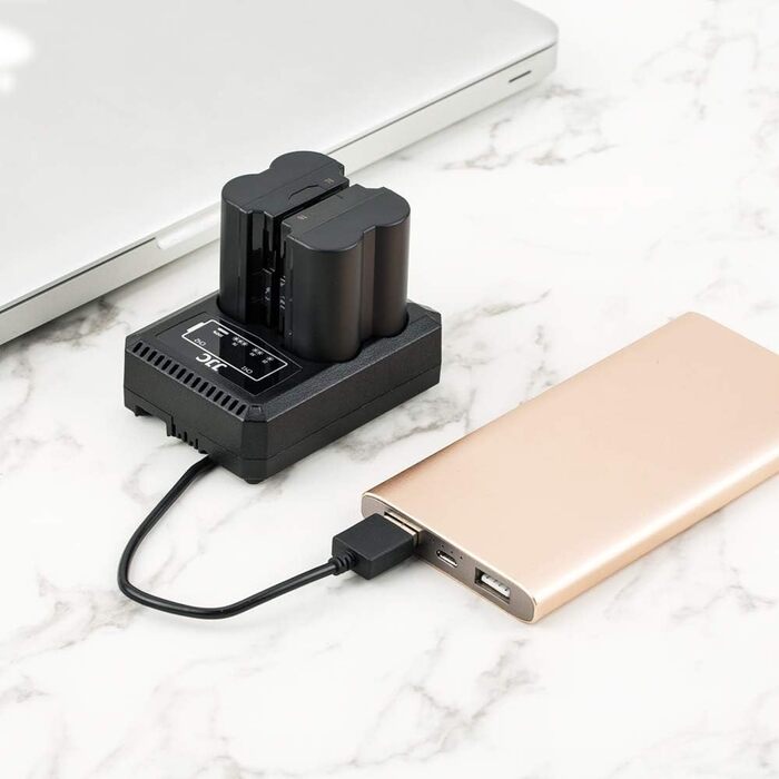 Зарядний пристрій JJC для акумуляторів Fujifilm NP-W235 (Dual USB) - сумісний з X-H2S, X-T4, BC-W235