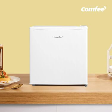 Mini холодильник Comfee RCD50WH2(E) 43L з відділенням для льоду, білий. Холодильник для кімнати та офісу, швидке охолодження, регулювання температури, енергоефективний (F)