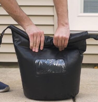 Сумка Weber для зберігання палива, преміум, чорна, 9 кг, для дров, пелет та вугільних брикетів, водостійка, з ручкою, BBQ (7007)