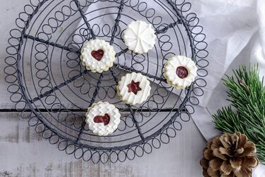 Набір формочок для печива Dr. Oetker Mini-Linzer 15 шт, металеві, різдвяні мотиви, для пряників, печива та мастики, сріблясті