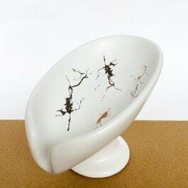 Керамічна мильниця-організатор для мила, шампуню, гелю для душу. Стильна мильниця-підставка у вигляді листка, вінтажний дизайн, білий колір.