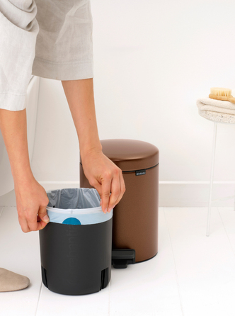 Сміттєвий кошик з педаллю BRABANTIA NewIcon, 5 л, Warm Bronze
