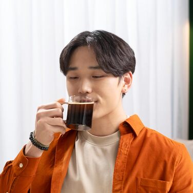 Розчинна кава Starbucks Premium Medium Roast, 100% арабіка, м'який та збалансований смак, 50 стіків по 2.3г