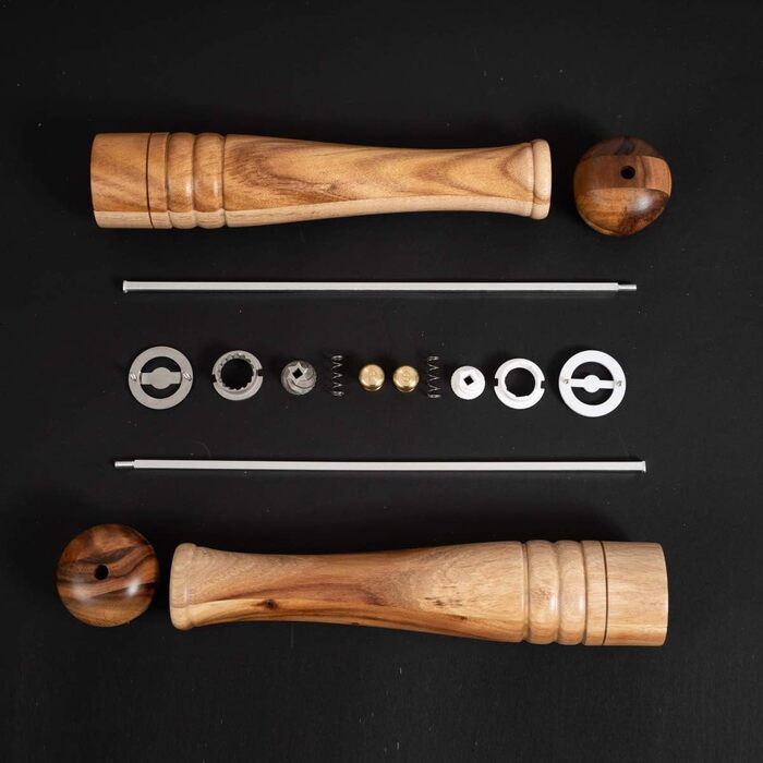 DeroTeno Salt and Pepper Grinder Set, Pepper Grinder with Stainless Steel Grinder, Salt Grinder with Ceramic Grinder, Acacia Wood, H 30 cm