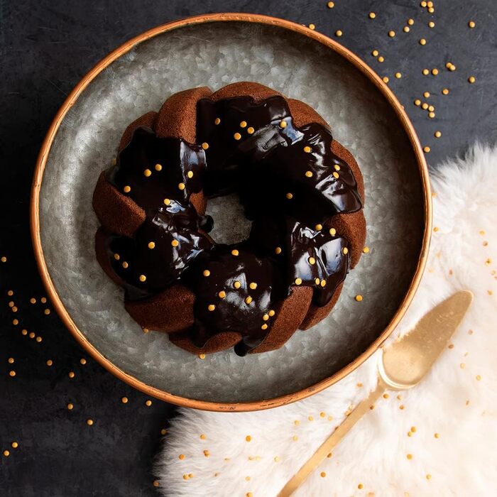 Форма для випічки Nordic Ware 95577, річкова плетіння, золота, на 12 порцій