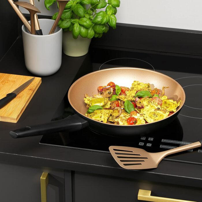 Сковорода-гриль Russell Hobbs RH01674BEU7 28 см, індукційна, антипригарне покриття без ПФОК, універсальна, посилена 7-кратною міцністю