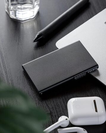 Чоловічий мінімалістичний картхолдер VULKIT з RFID-захистом та Pop-Up механізмом для кредитних карток, чорний