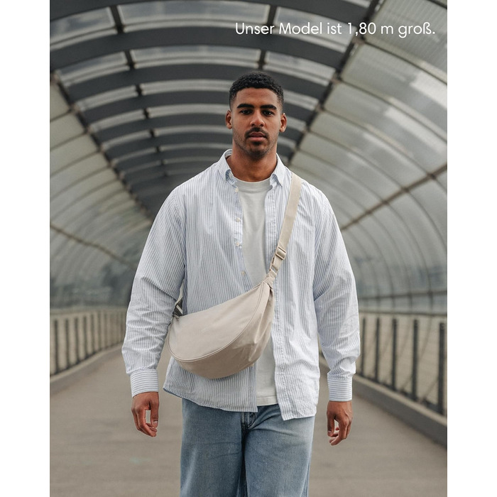 Сумка через плече LARKSON Solveig Medium бежева (Taupe) - Містка напівмісяць, водонепроникна, 6.5 л