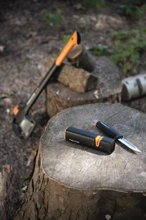 Точилка для ножів Fiskars Xsharp: керамічний точильний елемент, корпус з скловолокна, чорний/помаранчевий