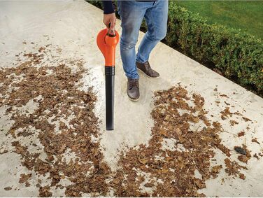 Black+Decker Cordless Leaf Blower GWC1820PCB (18 Volt, up to 209 km/h blowing speed, effortlessly removes dirt and leaves, with PowerCommand, delivered without battery and charger)