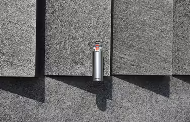 SIGG - Insulated Drinking Bottle - Thermos Flask Hot & Cold One - With Tea Strainer - Leak-proof - BPA-free - 18/8 Stainless Steel - 0.55 L
