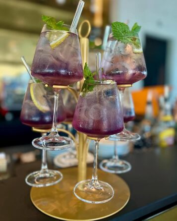 Стійка для коктейлів SpritzUpYourLife: 8 келихів, Aperol, Sarti Rosa, вечірка, подарунок (золото)