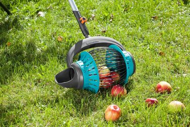 Gardena combisystem Reel Collector: The fruit collector for comfortable picking without bending, suitable for fruits and nuts, comfortable emptying, compatible with Gardena combisystem handles (3108-20)