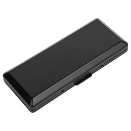 колір: чорний