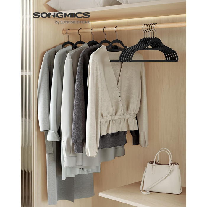 Плечики SONGMICS для одягу, 50 шт., велюрові, антиковзаючі, для краваток, 360° обертання, 0,6 см, економія місця, 43,5 см, для пальто, штанів, срібно-білі