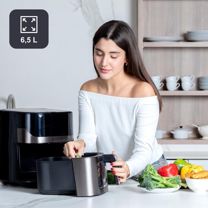 Фритюрниця повітряна BLACK+DECKER BXAF6500E, 1600W, 6.5л, 1300г картоплі фрі, 8 програм, регулювання температури 80-220°C
