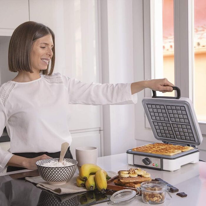 Вафельниця Cecotec Fun Gofrestone з антипригарним покриттям RockStone, регульований термостат, великі вафлі, 1200 Вт (4 вафлі)