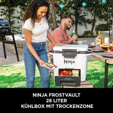Ninja FrostVault Холодильник 28L, Преміум ізольований, зберігає лід до 6 днів, вбудована шухляда для сухого льоду, вміщує 48 банок, Cloud White FB131EUWH Білий