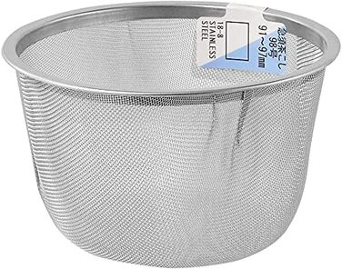Stainless steel tea strainer for teapot, made in Japan, 7.9 - 8.4 cm (3.6