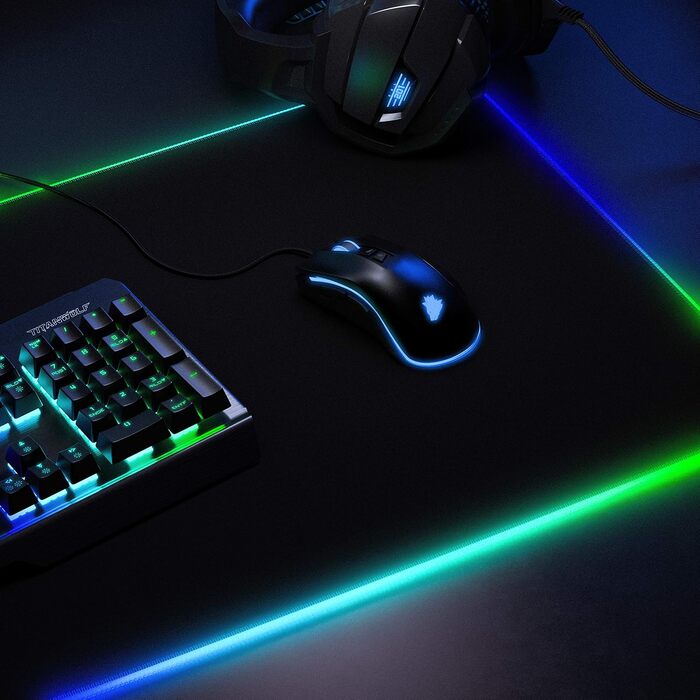 Ігровий килимок для миші TITANWOLF RGB LED XXL (800x300 мм), багатоколірна підсвітка, 11 режимів, вологостійкий, чорний (Black Pro)
