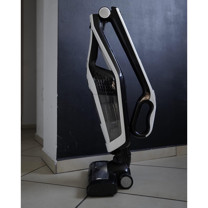 Rowenta RH6737 Dual Force 2-in-1 Cordless Stick Vacuum | Integrated Handheld Vacuum | Foldable Handle | Very Lightweight – Only 2.5 kg | LED Lighting | White