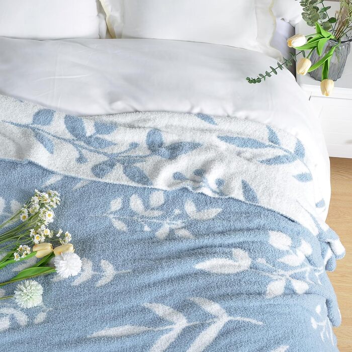 М'яка в'язана декоративна ковдра Jooja Bouclé, 127x152 см, блакитно-сірий (60x80, Leaf Dusty Blue)