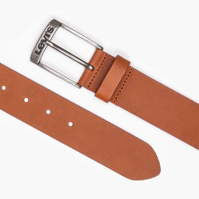 Чоловічий шкіряний ремінь Levi's New Duncan, колір коньяк (70)