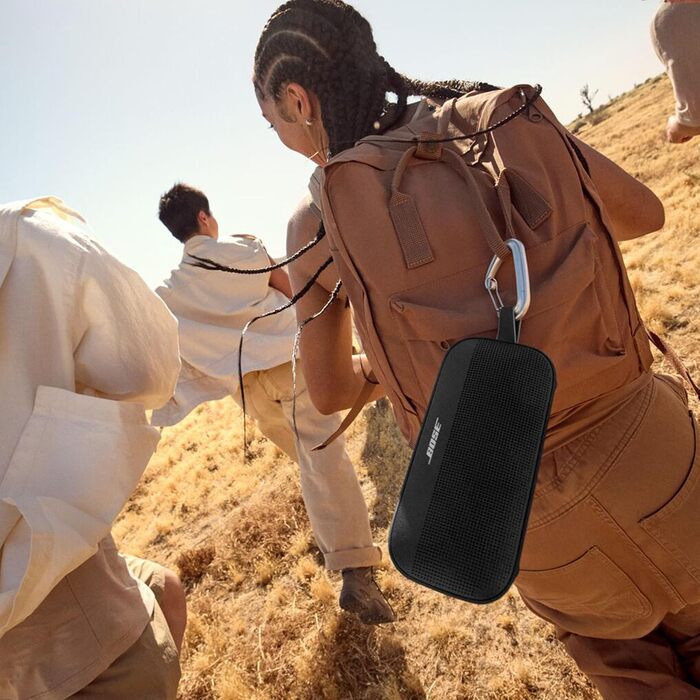 Портативна Bluetooth колонка Bose SoundLink Flex (2-ге покоління), водонепроникна, пилонепроникна, з природним звучанням, до 12 годин роботи від акумулятора, чорна