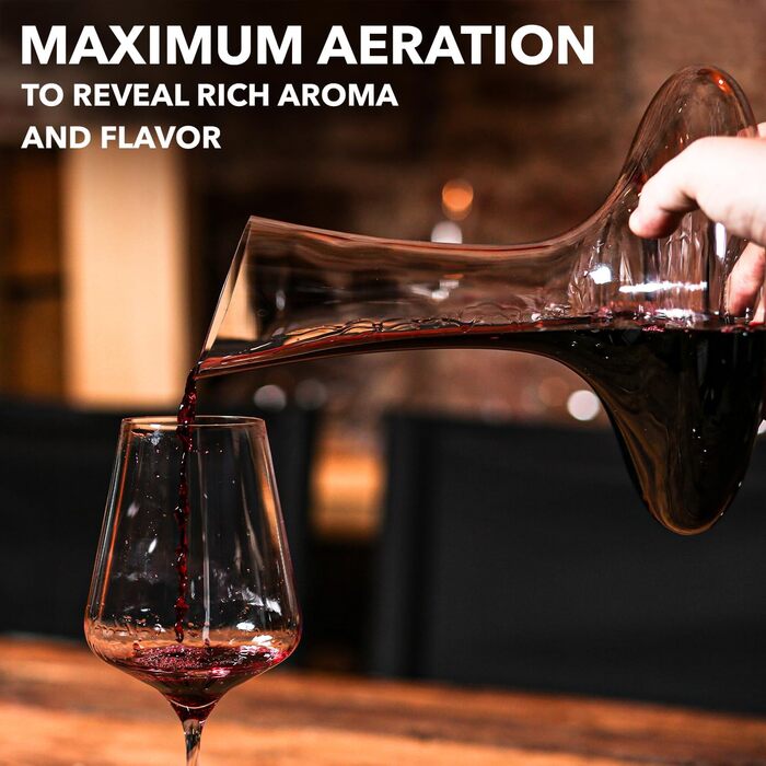 Le Chateau Decanter - Mouth-blown, lead-free crystal wine decanter - Wine decanter for aerating red wine - Wine accessory for a bottle of wine (750 ml)