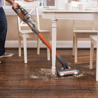 Бездротовий акумуляторний пилосос Black+Decker 4в1 BHFEV182C (18V, 2.0Ah) з електрощіткою, для підлоги та ручного використання, з насадкою для щілин, акумулятор та зарядний пристрій в комплекті