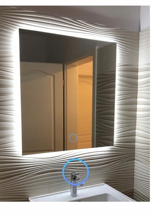 Квадратне LED-дзеркало у ванну кімнату 110x110 см з сенсорним вимикачем та підсвіткою